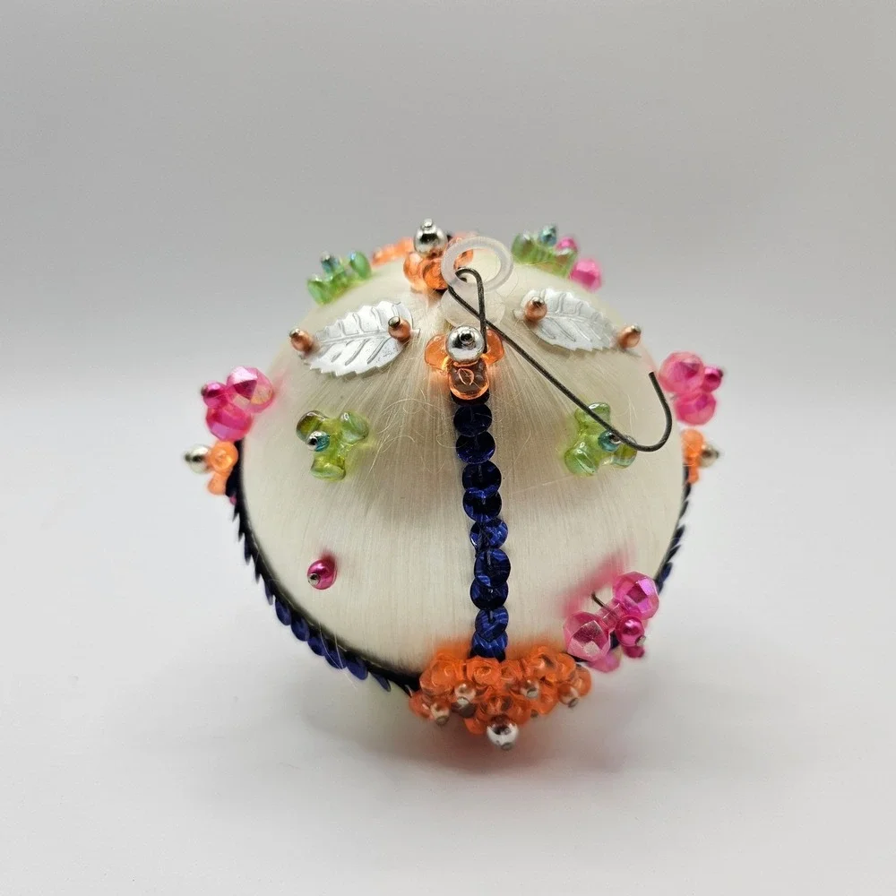 Vintage Handmadd Beaded Christmas‎ Ornament Holiday Decoration, White Colorful